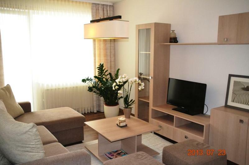 Apartamentai Dainu Šiauliai Buitenkant foto