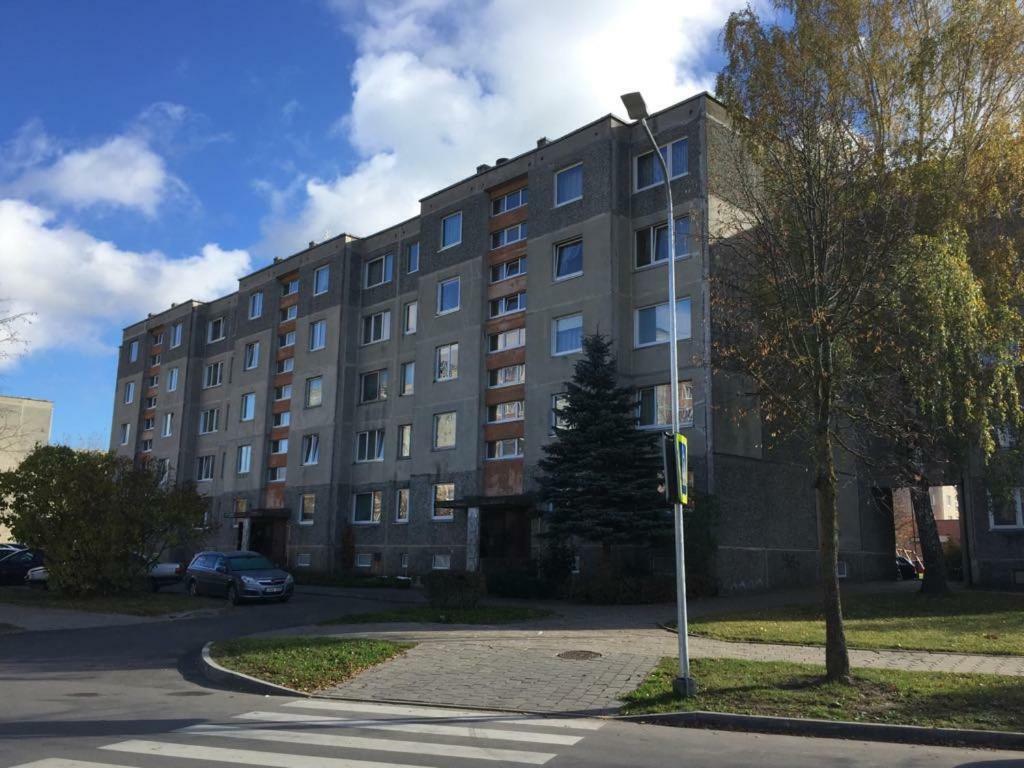 Apartamentai Dainu Šiauliai Buitenkant foto