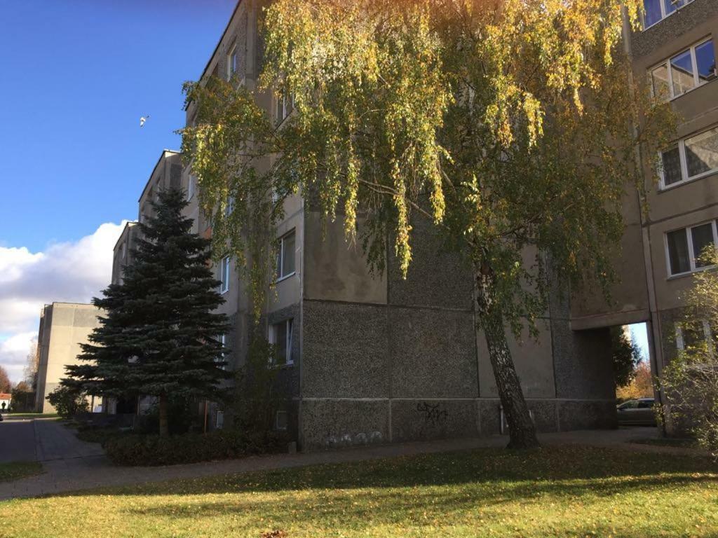 Apartamentai Dainu Šiauliai Buitenkant foto
